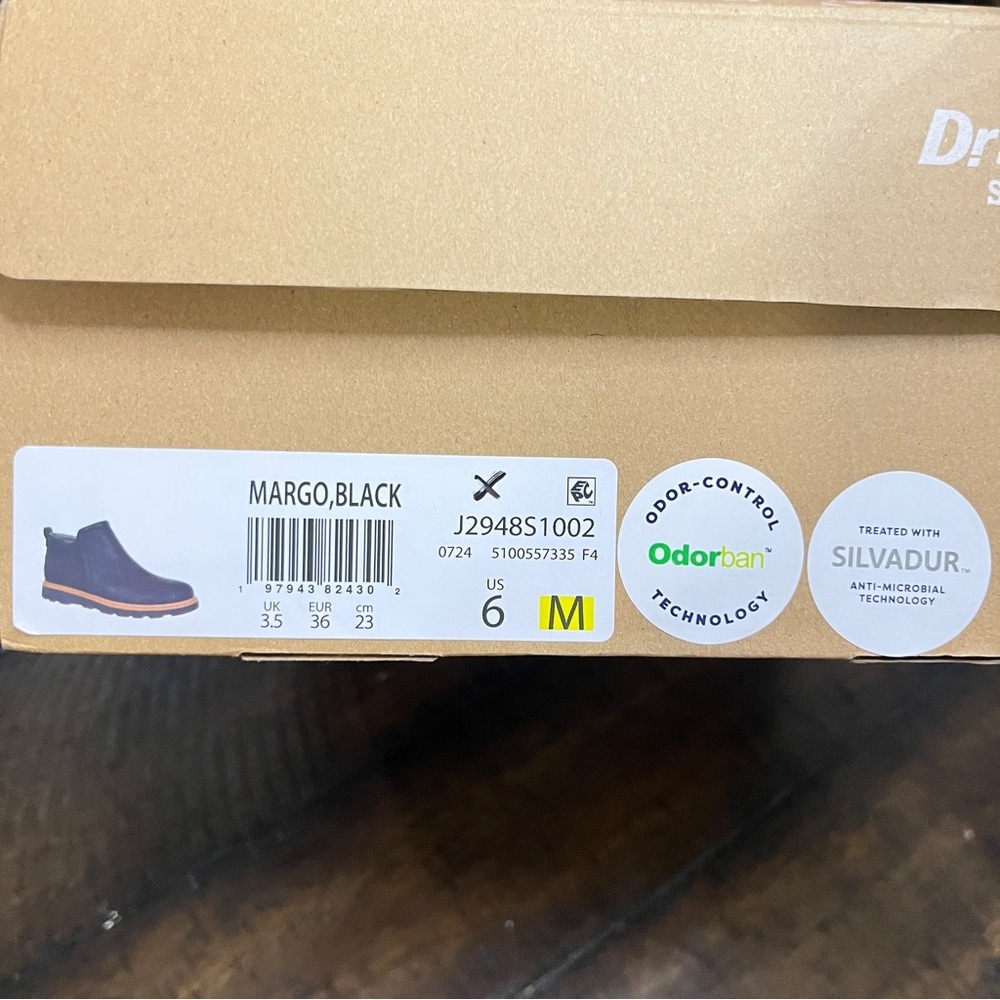 Dr. Scholl's Margo Lug Sole Black Chelsea Boots, 6M - Picture 7 of 7